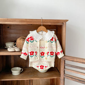 The Perfect Autumn Attire for Your Little Girl